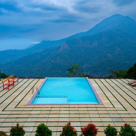 Karimb Resorts Vallikavungal Екстериор снимка